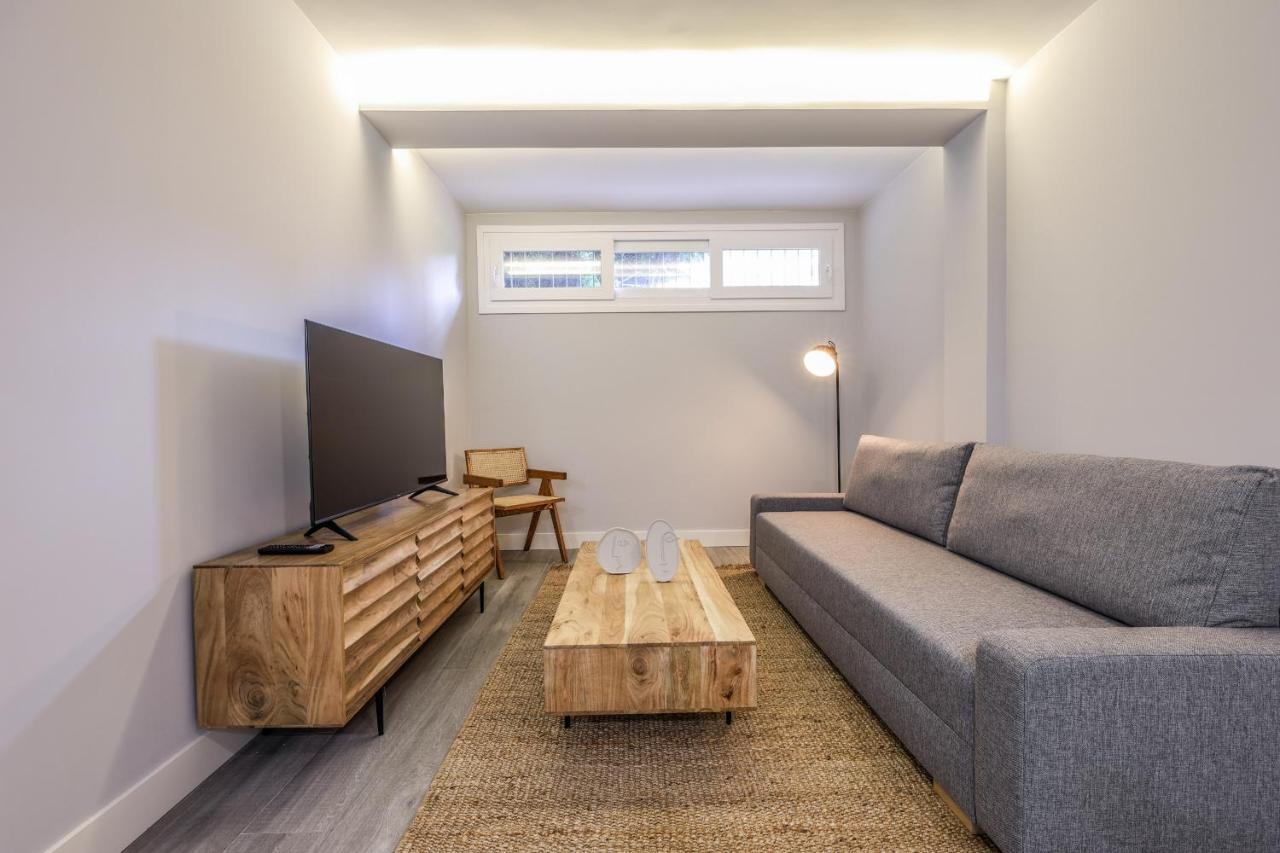Apartamentos Reformados En Arturo Soria Мадрид Екстер'єр фото