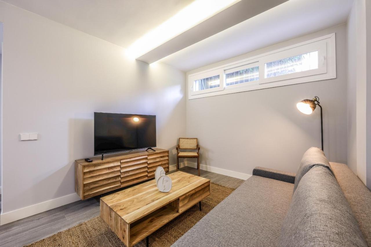 Apartamentos Reformados En Arturo Soria Мадрид Екстер'єр фото