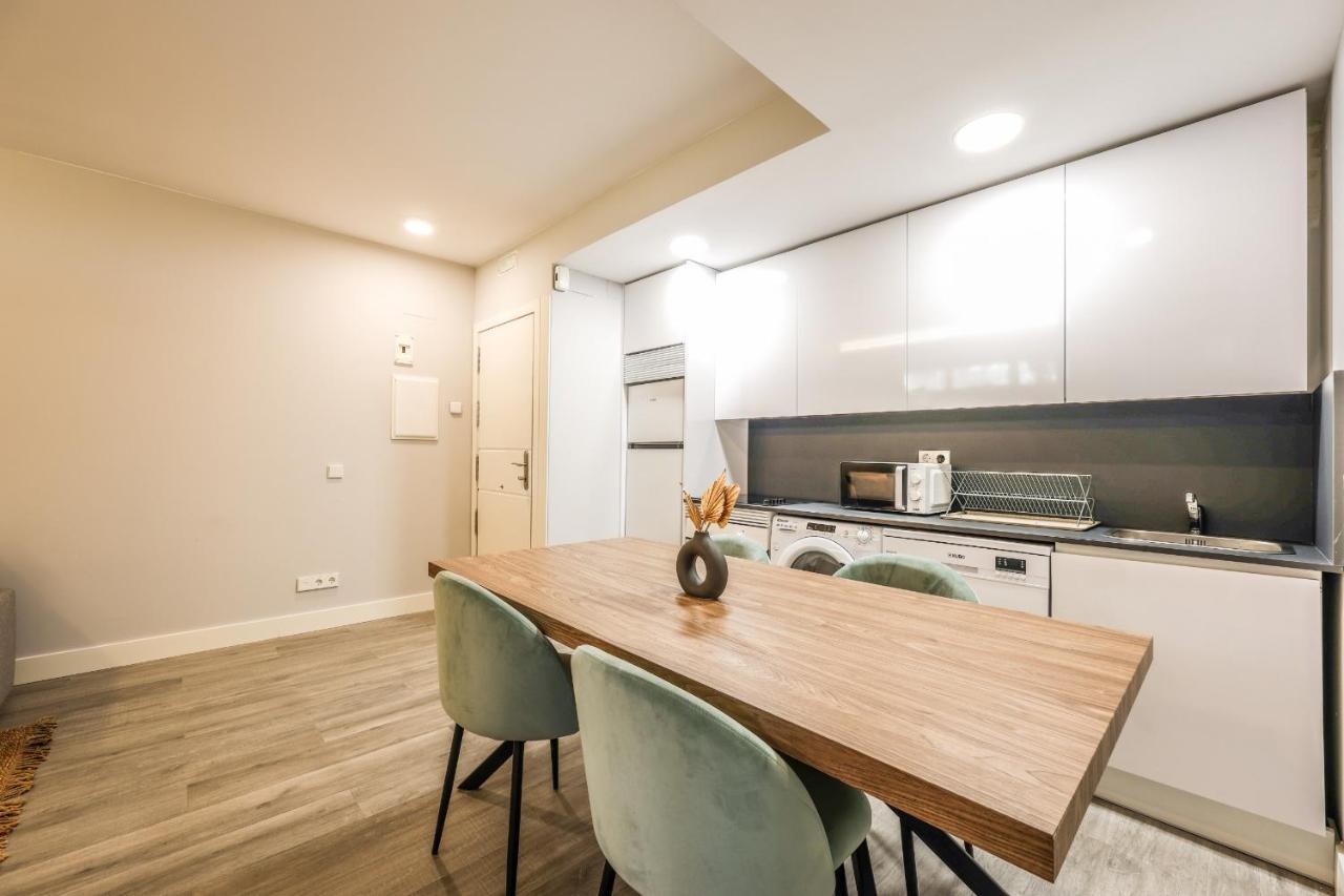 Apartamentos Reformados En Arturo Soria Мадрид Екстер'єр фото