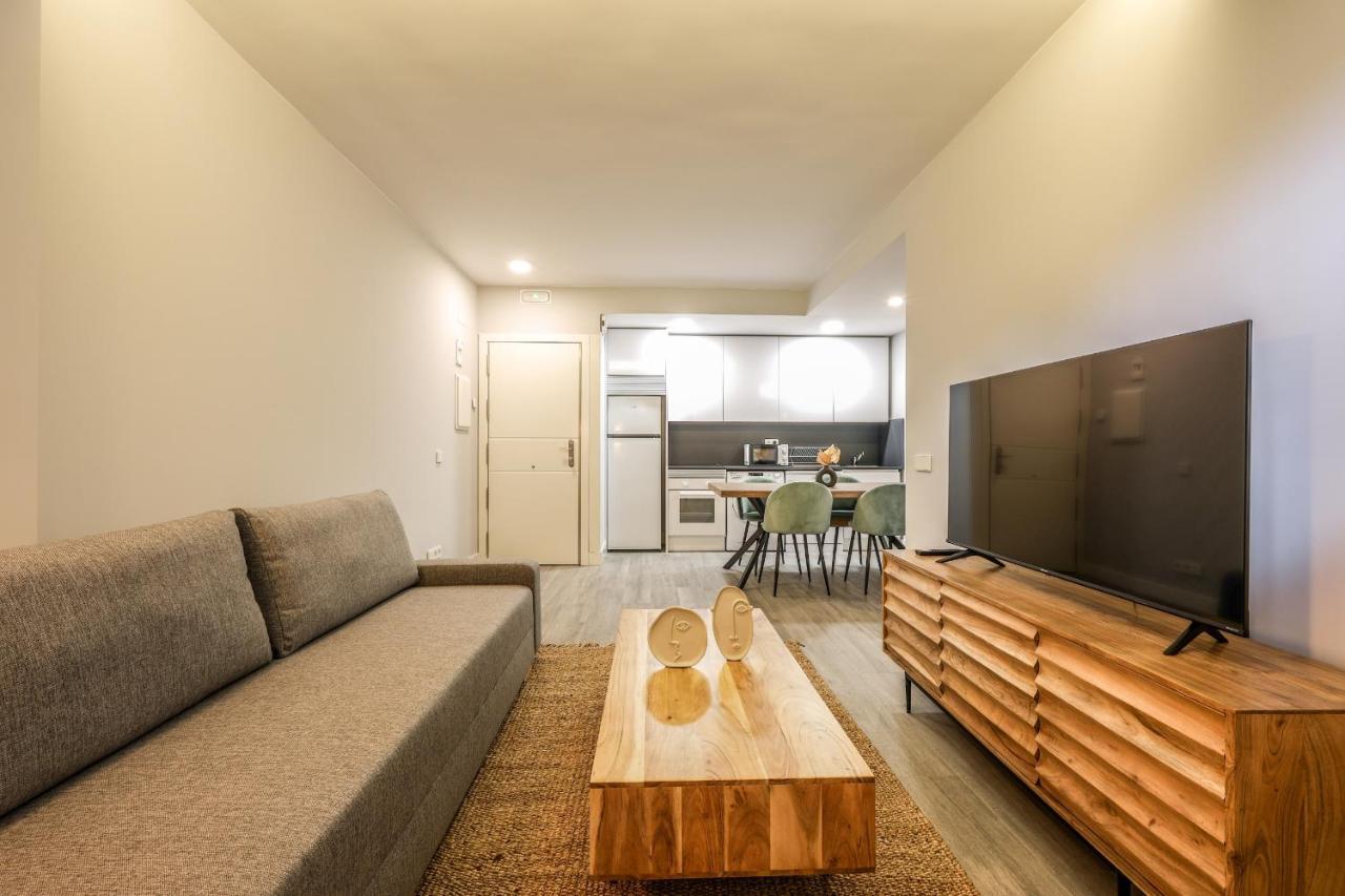 Apartamentos Reformados En Arturo Soria Мадрид Екстер'єр фото
