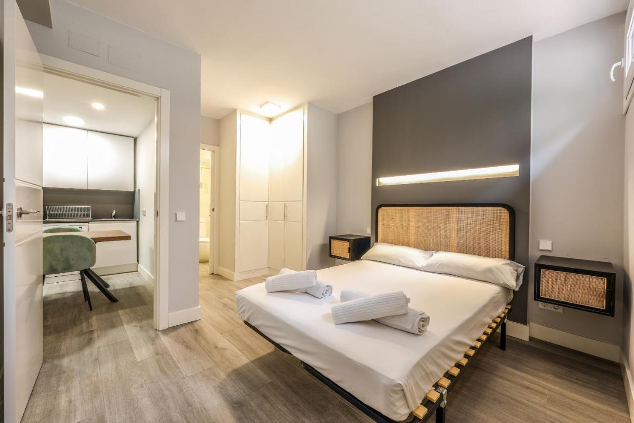 Apartamentos Reformados En Arturo Soria Мадрид Екстер'єр фото