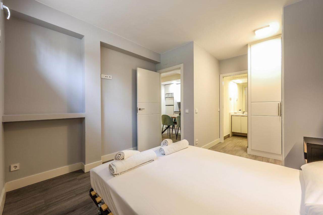 Apartamentos Reformados En Arturo Soria Мадрид Екстер'єр фото