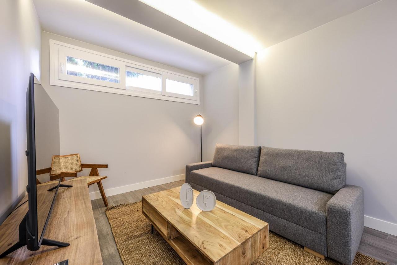 Apartamentos Reformados En Arturo Soria Мадрид Екстер'єр фото