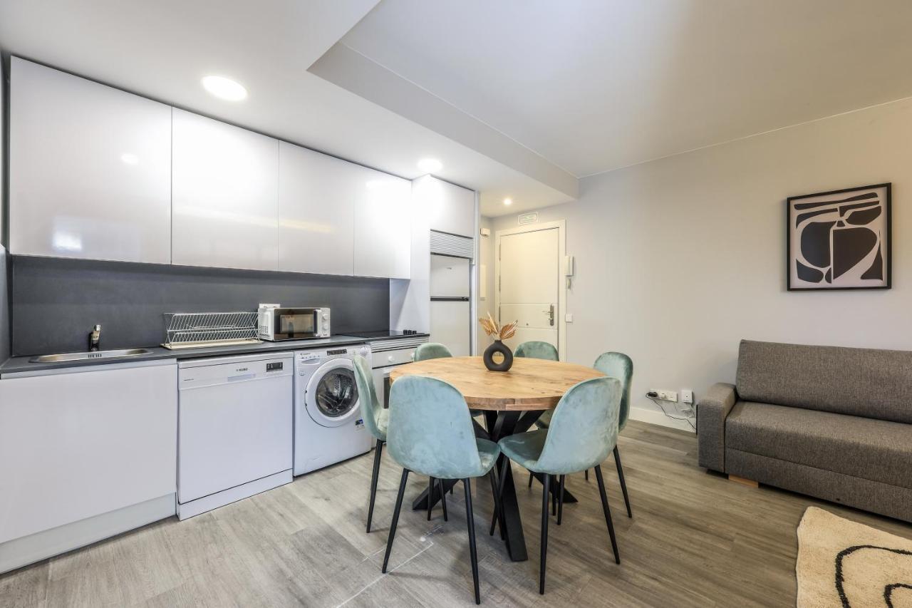 Apartamentos Reformados En Arturo Soria Мадрид Екстер'єр фото