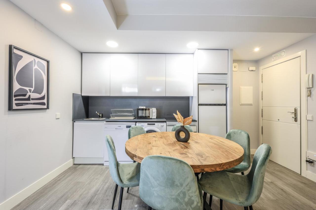 Apartamentos Reformados En Arturo Soria Мадрид Екстер'єр фото